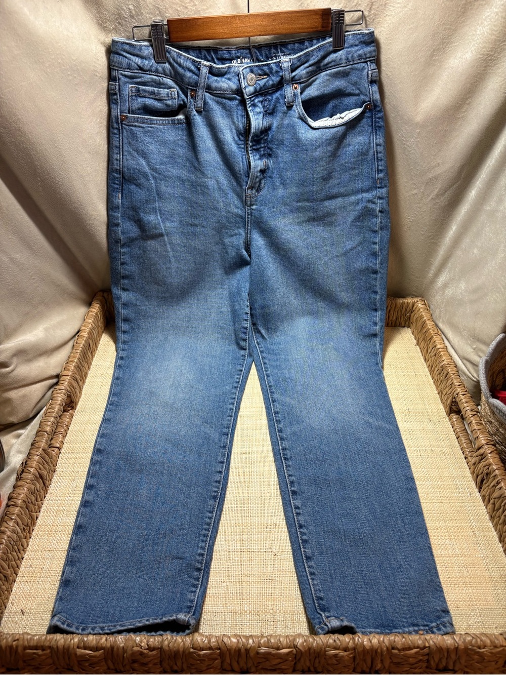 Old Navy Extra High Rise O.G. Straight Jeans Size 10 Medium Wash